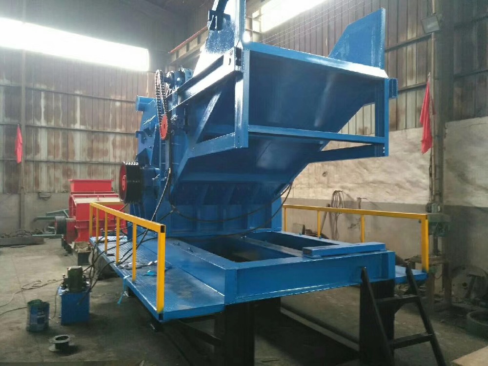 Metal scrap crusher