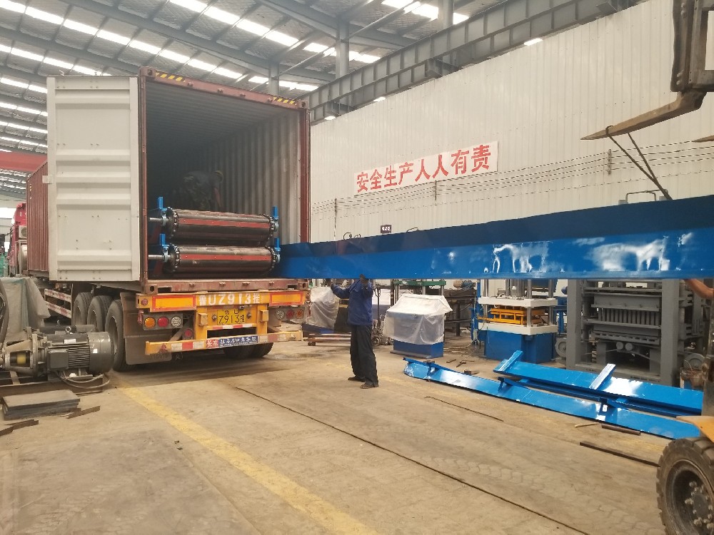 Enhong machinery sent to Laos waste paper baler site