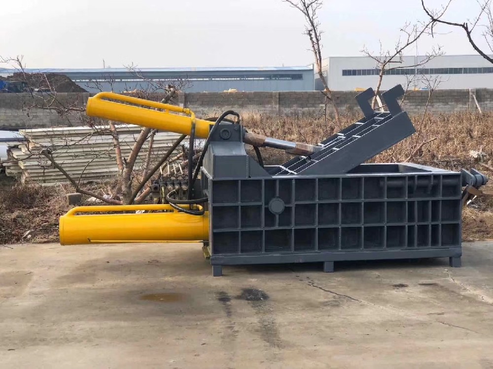 Philippine customer to buy Enhong machinery scrap press site